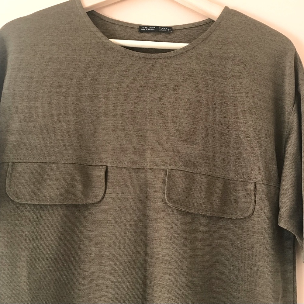 Long semi-sheer flowy tshirt in great khaki color.